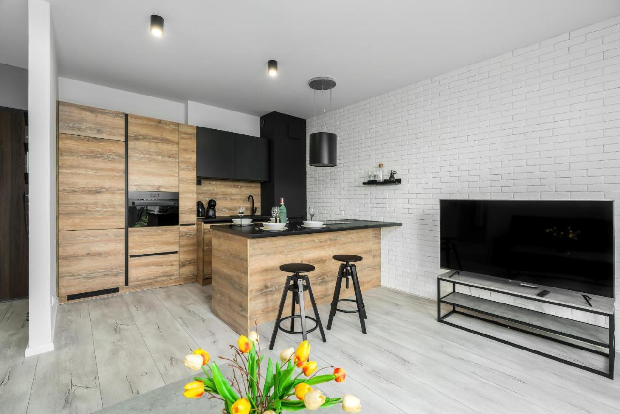 פוזנן Exclusive Apartment With Terrace By Renters מראה חיצוני תמונה